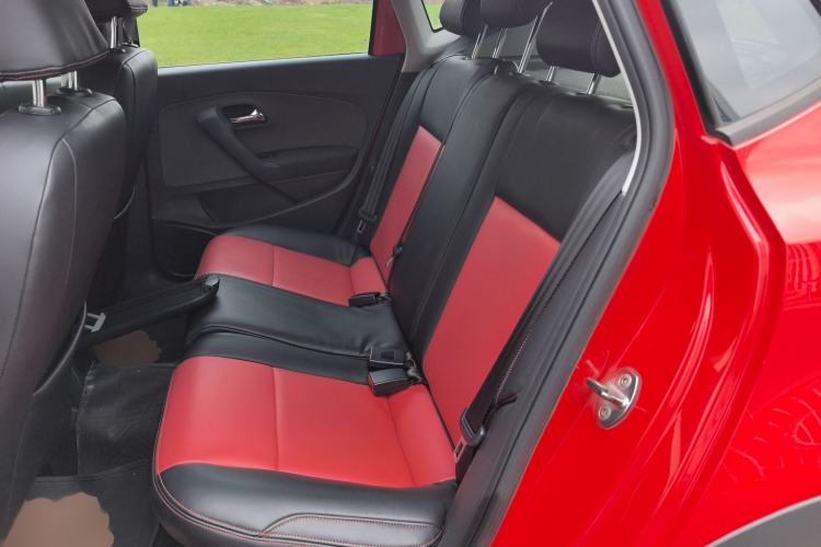 Used Volkswagen Polo 2014 1.6L Cross Polo Automatic Left Rear Seat