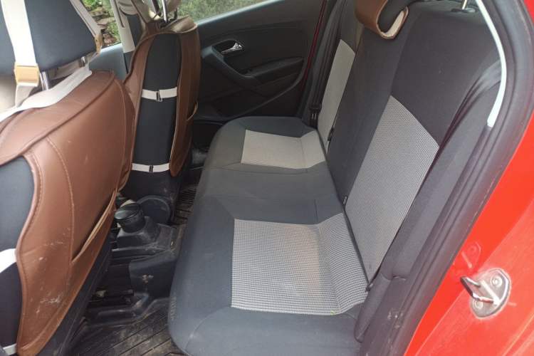 Used Volkswagen Polo 2014 1.4L Manual Fashion Edition Left Rear Seat