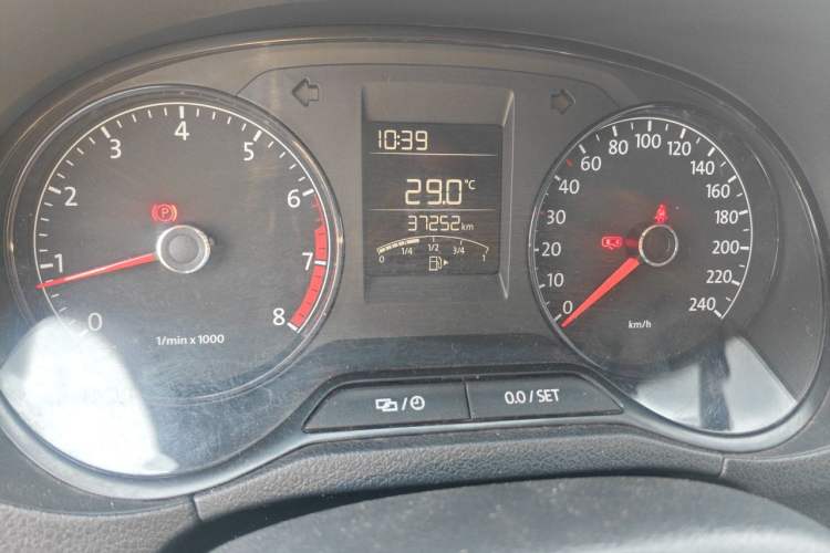 Used Volkswagen Polo 2014 1.4L Manual Fashion Edition Odometer Close Up