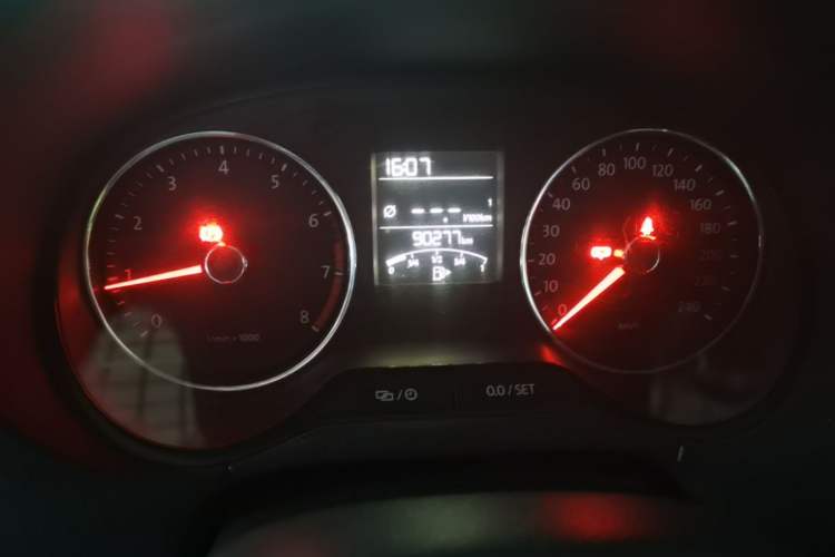 Used Volkswagen Polo 2014 1.6L Manual Comfort Edition Odometer Close Up