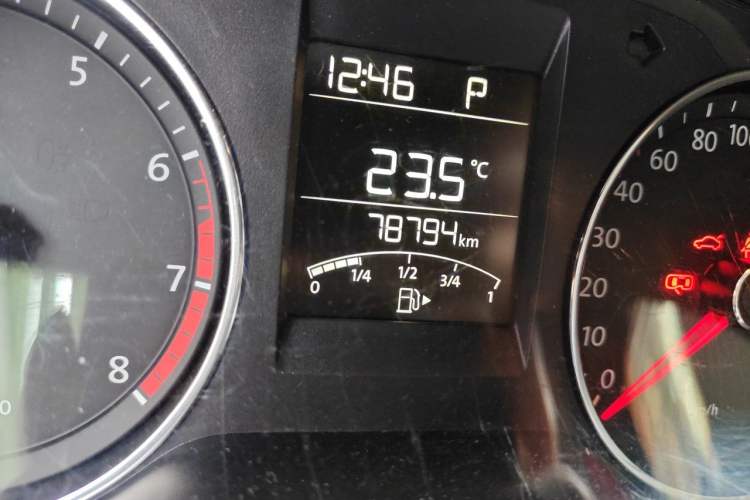 Used Volkswagen Polo 2014 1.6L Automatic Comfort Edition Odometer Close Up
