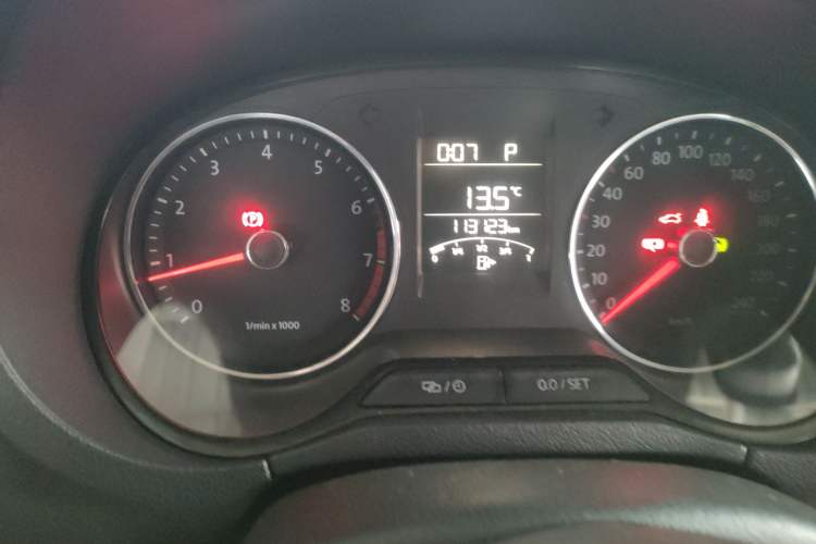 Used Volkswagen Polo 2014 1.6L Automatic Luxury Edition Odometer Close Up