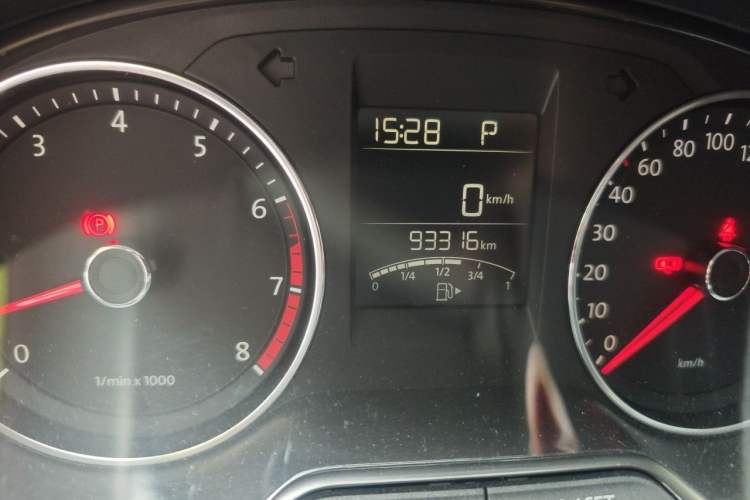Used Volkswagen Polo 2014 1.4L Automatic Comfort Edition Odometer Close Up