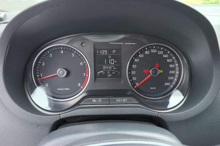Used Volkswagen Polo 2014 1.6L Cross Polo Automatic Odometer Close Up