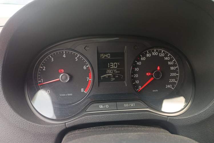 Used Volkswagen Polo 2014 1.4L Manual Fashion Edition Odometer Close Up