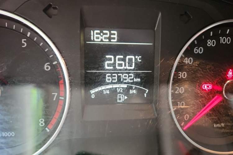 Used Volkswagen Polo 2014 1.6L Manual Comfort Edition Odometer Close Up