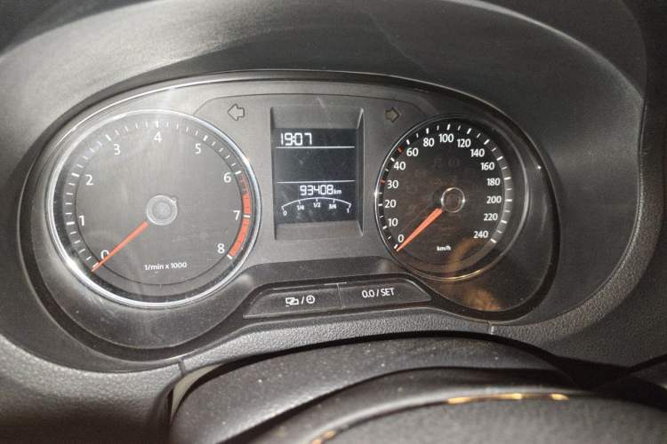 Used Volkswagen Polo 2014 1.6L Cross Polo Automatic Odometer Close Up