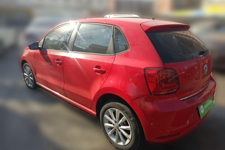 Used Volkswagen Polo 2014 1.6L Automatic Luxury Edition Rear Left 45 Deg