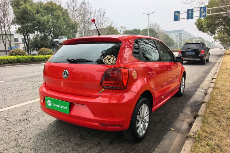 Used Volkswagen Polo 2014 1.6L Automatic Comfort Edition Rear Right 45 Deg