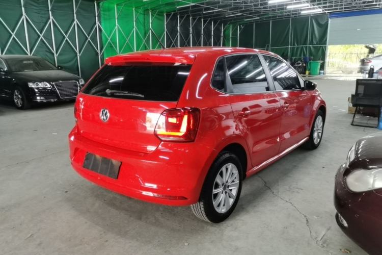 Used Volkswagen Polo 2014 1.6L Automatic Comfort Edition Rear Right 45 Deg