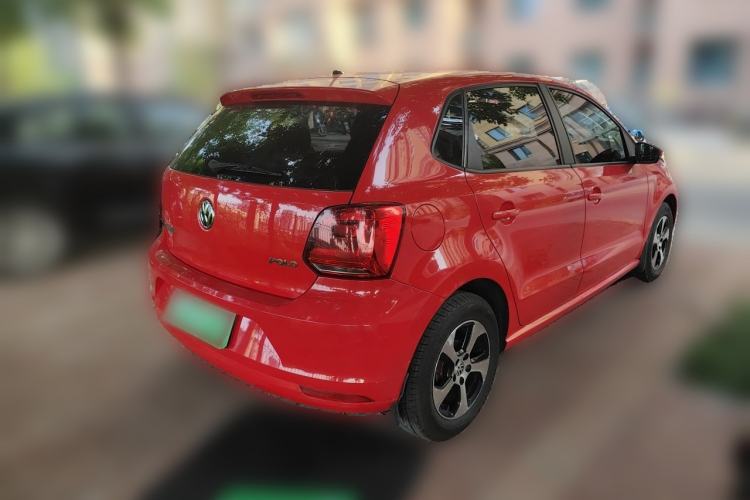 Used Volkswagen Polo 2014 1.4L Manual Fashion Edition Rear Right 45 Deg