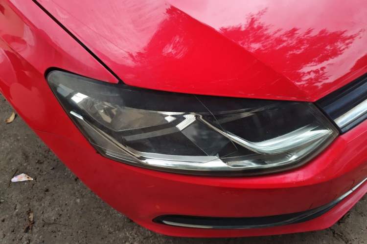 Used Volkswagen Polo 2014 1.6L Manual Comfort Edition Right Front Headlight