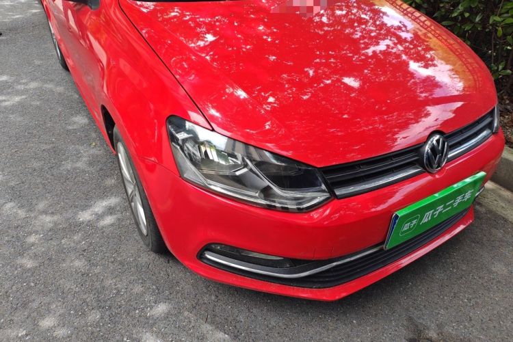 Used Volkswagen Polo 2014 1.6L Automatic Comfort Edition Right Front Headlight