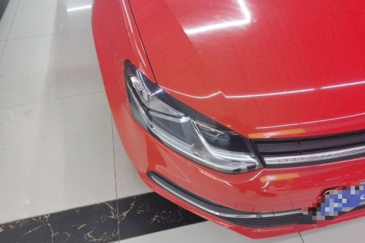 Used Volkswagen Polo 2014 1.6L Manual Comfort Edition Right Front Headlight