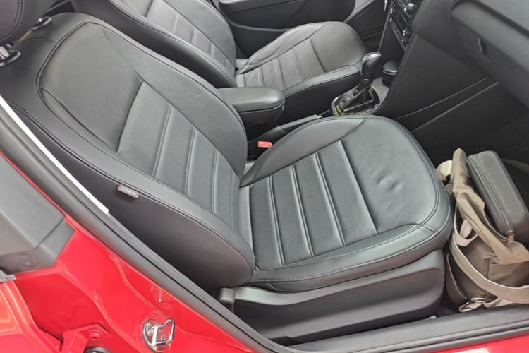 Used Volkswagen Polo 2014 1.6L Automatic Luxury Edition Right Front Seat