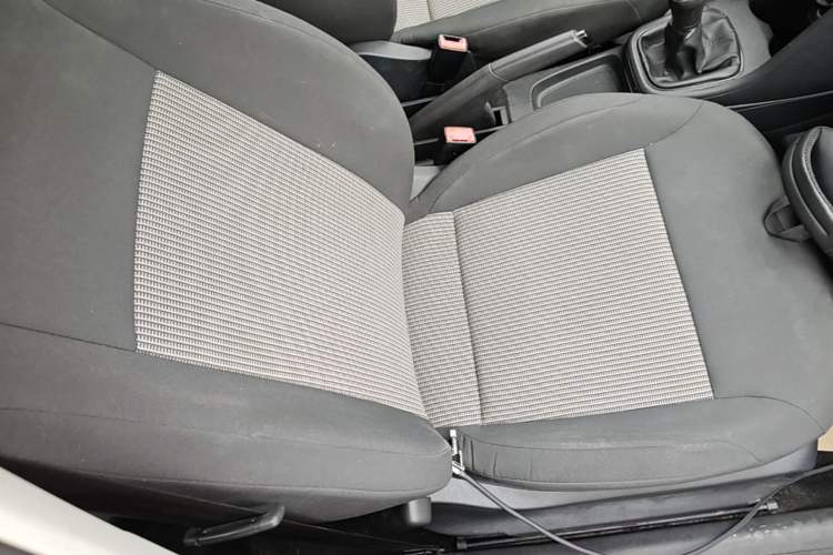 Used Volkswagen Polo 2014 1.4L Manual Fashion Edition Right Front Seat