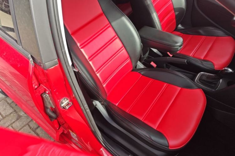 Used Volkswagen Polo 2014 1.6L Automatic Comfort Edition Right Front Seat