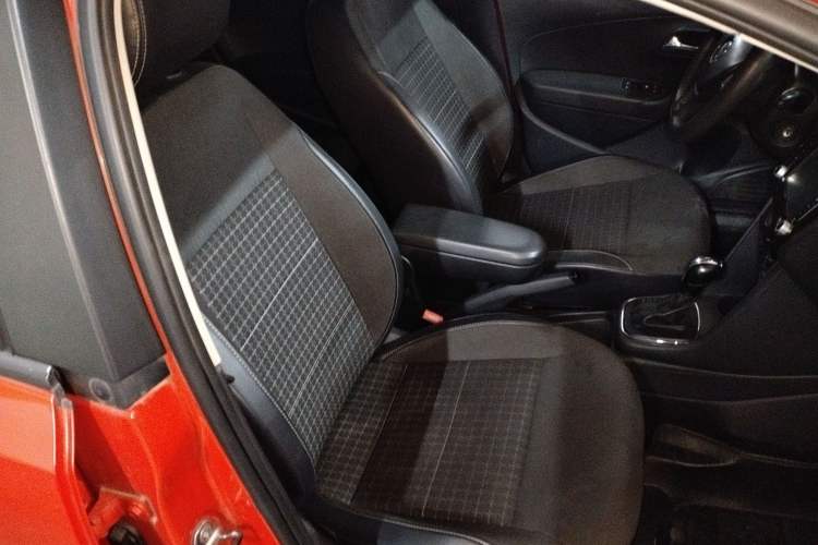 Used Volkswagen Polo 2014 1.4L Automatic Comfort Edition Right Front Seat