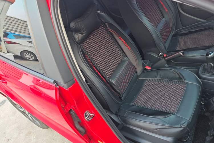 Used Volkswagen Polo 2014 1.4L Manual Fashion Edition Right Front Seat