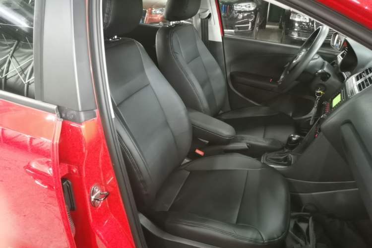 Used Volkswagen Polo 2014 1.6L Automatic Comfort Edition Right Front Seat