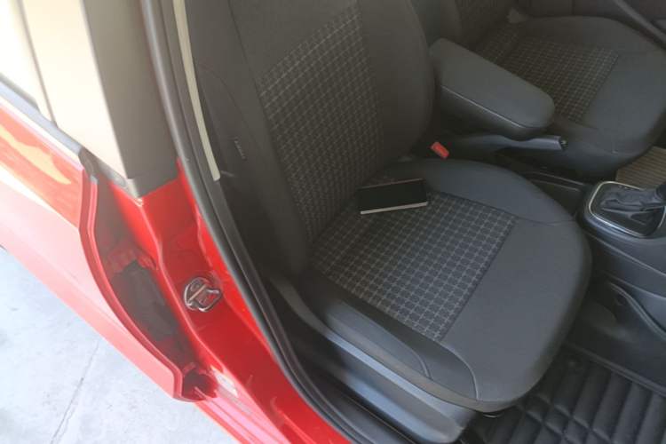 Used Volkswagen Polo 2014 1.6L Automatic Comfort Edition Right Front Seat