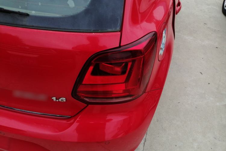 Used Volkswagen Polo 2014 1.6L Automatic Luxury Edition Right Rear Taillight