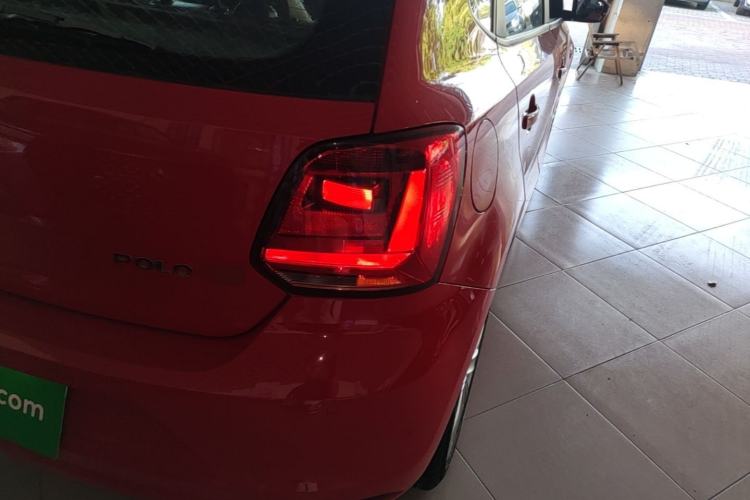 Used Volkswagen Polo 2014 1.6L Automatic Comfort Edition Right Rear Taillight