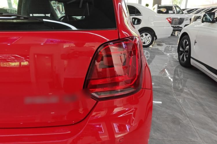 Used Volkswagen Polo 2014 1.6L Automatic Comfort Edition Right Rear Taillight