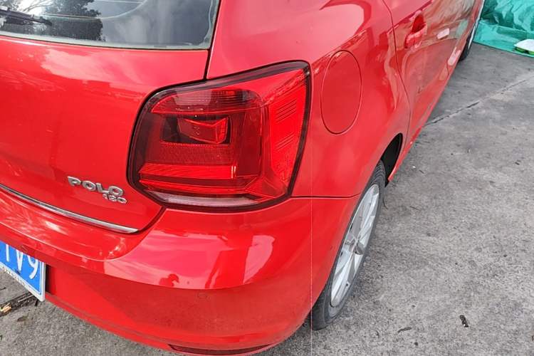 Used Volkswagen Polo 2014 1.6L Automatic Luxury Edition Right Rear Taillight