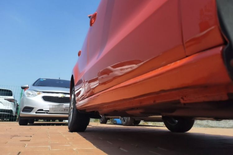 Used Volkswagen Polo 2014 1.4L Manual Fashion Edition Right Side Sill