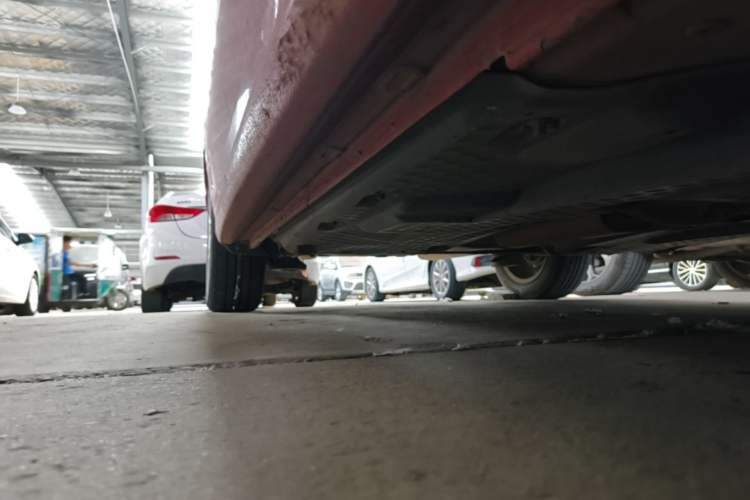 Used Volkswagen Polo 2014 1.4L Automatic Comfort Edition Right Side Sill