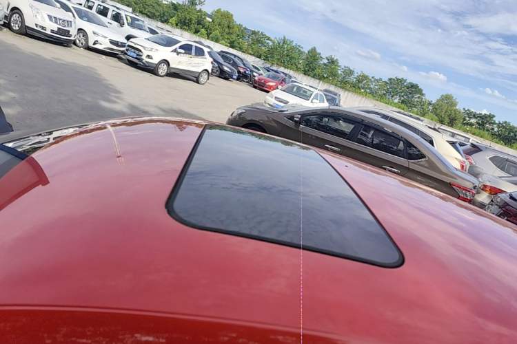 Used Volkswagen Polo 2014 1.6L Automatic Luxury Edition Roof