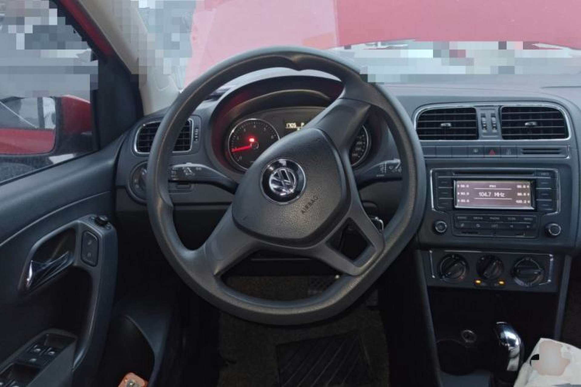 Used Volkswagen Polo 2014 1.6L Automatic Comfort Edition Steering Wheel