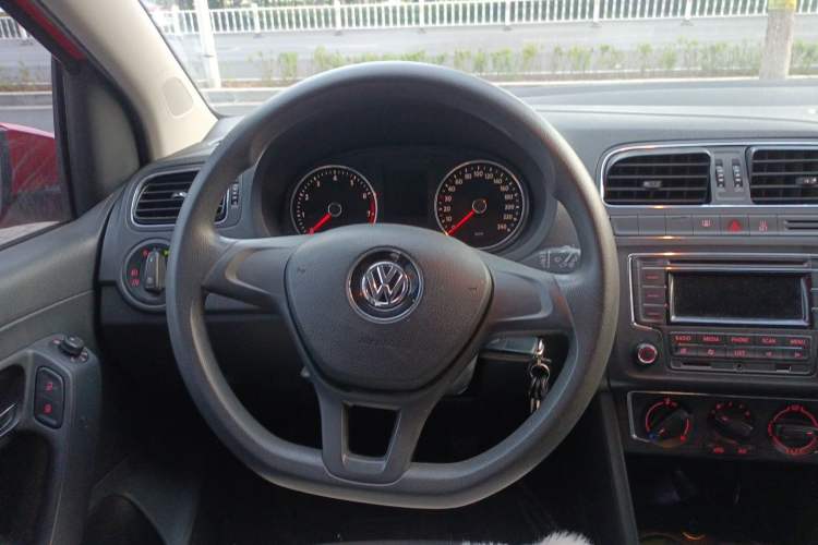 Used Volkswagen Polo 2014 1.4L Manual Comfort Edition Steering Wheel