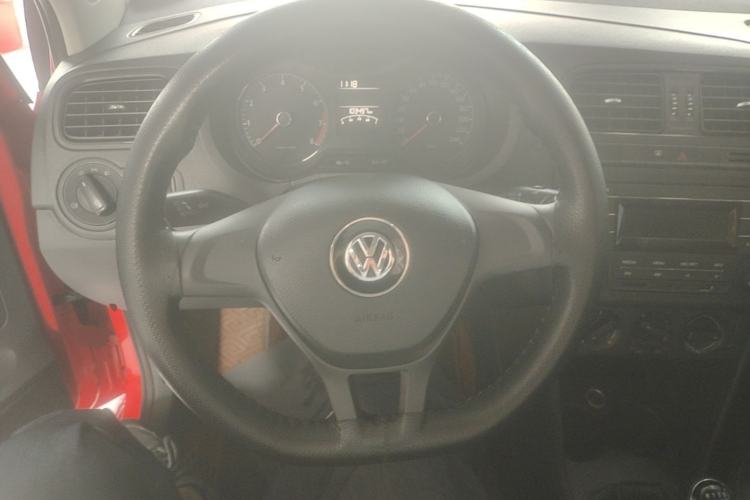 Used Volkswagen Polo 2014 1.4L Manual Fashion Edition Steering Wheel