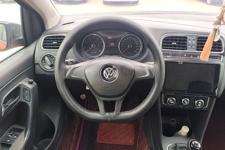 Used Volkswagen Polo 2014 1.4L Manual Comfort Edition Steering Wheel
