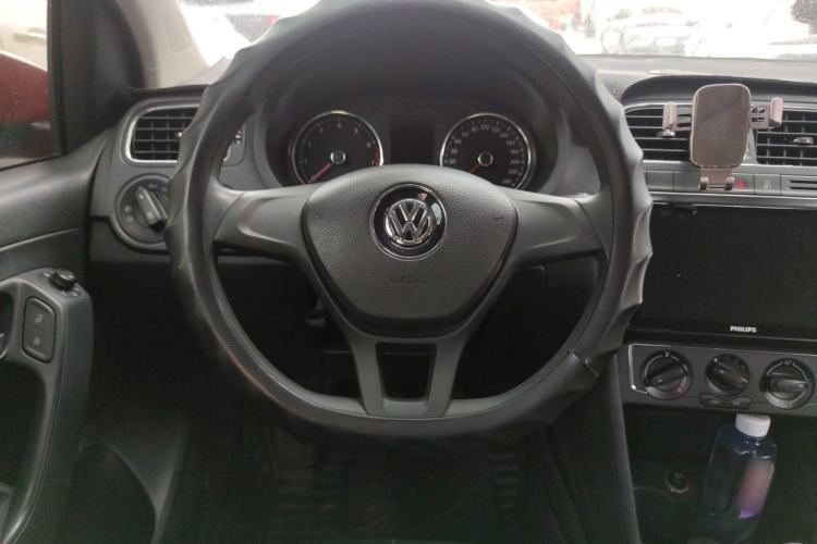 Used Volkswagen Polo 2014 1.6L Manual Comfort Edition Steering Wheel