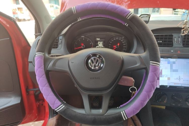Used Volkswagen Polo 2014 1.4L Manual Fashion Edition Steering Wheel