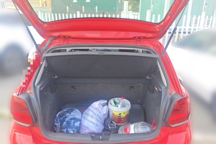 Used Volkswagen Polo 2014 1.4L Manual Fashion Edition Trunk