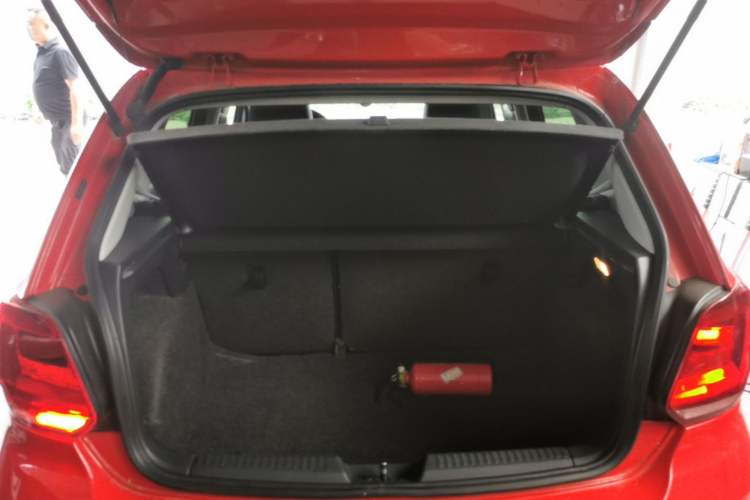 Used Volkswagen Polo 2014 1.6L Automatic Comfort Edition Trunk