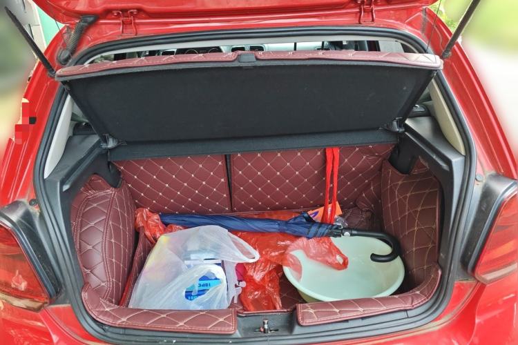 Used Volkswagen Polo 2014 1.4L Automatic Comfort Edition Trunk