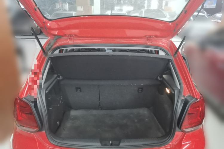 Used Volkswagen Polo 2014 1.6L Manual Comfort Edition Trunk