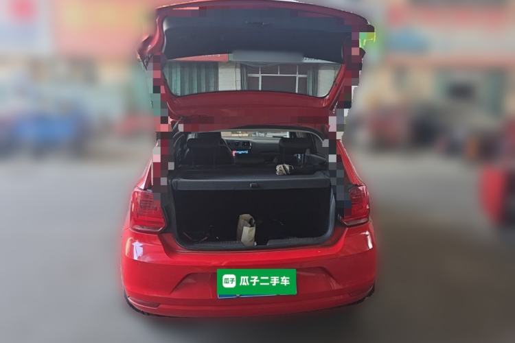 Used Volkswagen Polo 2014 1.6L Automatic Comfort Edition Trunk