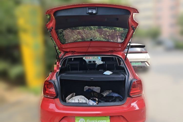Used Volkswagen Polo 2014 1.6L Manual Comfort Edition Trunk