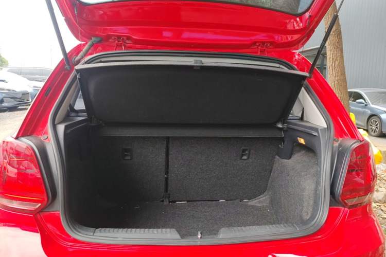 Used Volkswagen Polo 2014 1.4L Automatic Comfort Edition Trunk