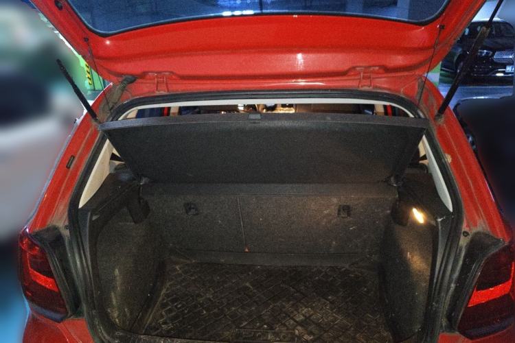 Used Volkswagen Polo 2014 1.6L Cross Polo Automatic Trunk