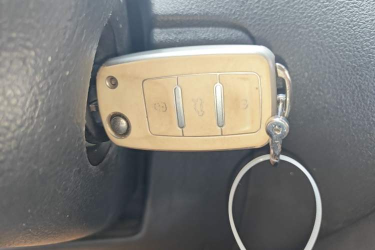 Used Volkswagen Polo 2014 1.6L Automatic Luxury Edition Vehicle Key
