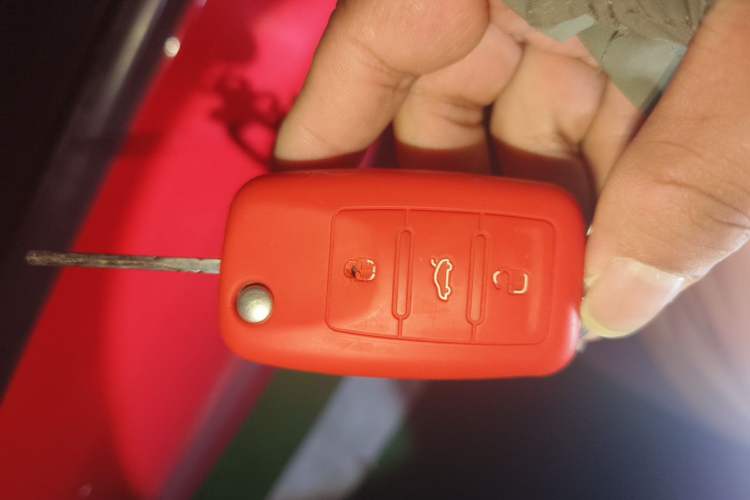 Used Volkswagen Polo 2014 1.4L Automatic Comfort Edition Vehicle Key