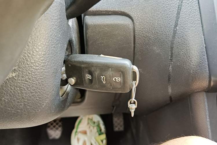 Used Volkswagen Polo 2014 1.4L Manual Fashion Edition Vehicle Key