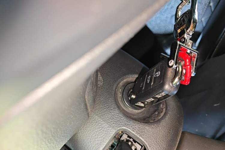 Used Volkswagen Polo 2014 1.4L Automatic Comfort Edition Vehicle Key